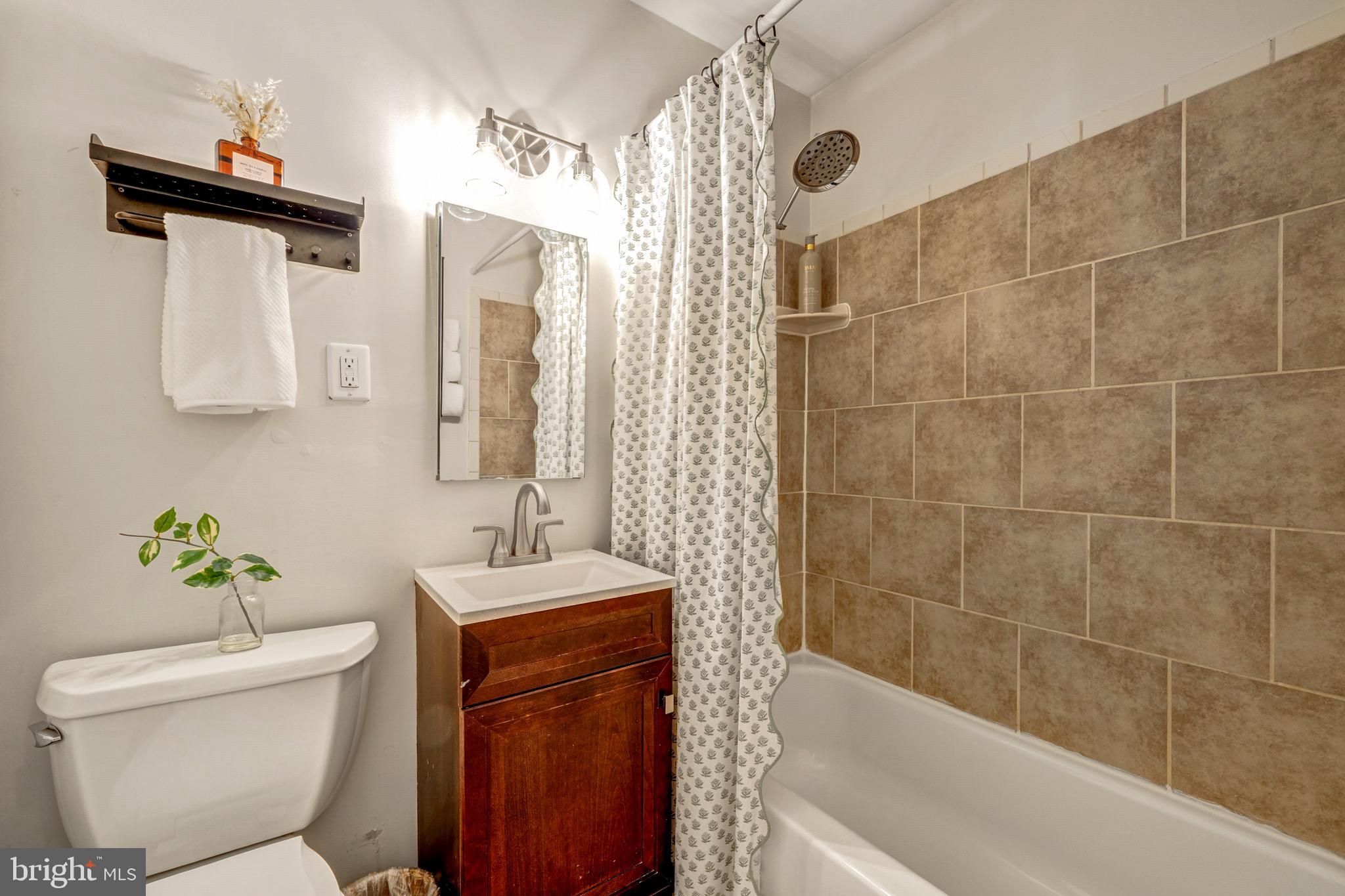 3144 Holloway Road Falls Church, VA 22042 - Photo 22 of 34