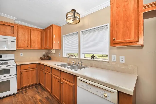 $319,500 | 18546 Northeast 5th Terrace Road, Citra, FL 32113