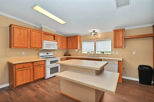 $319,500 | 18546 Northeast 5th Terrace Road, Citra, FL 32113