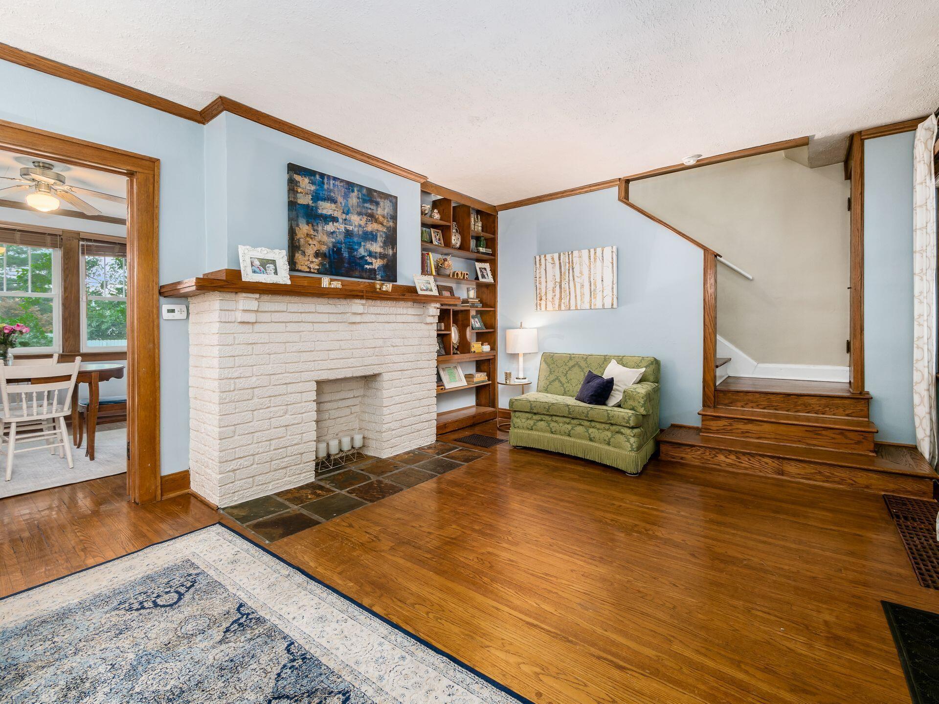 45 East Pacemont Road Columbus, OH 43202 - Photo 2 of 24