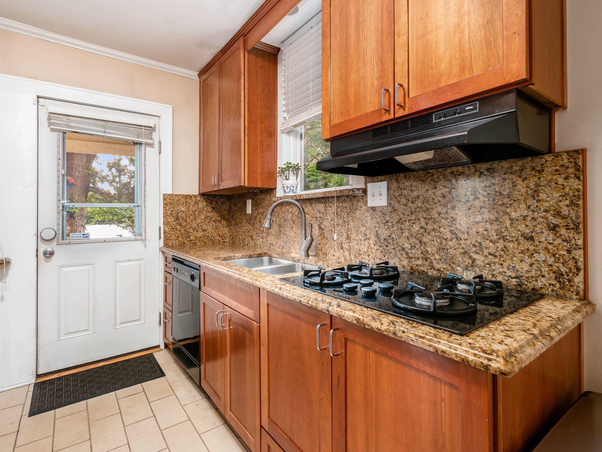 45 East Pacemont Road Columbus, OH 43202 - Photo 22 of 24