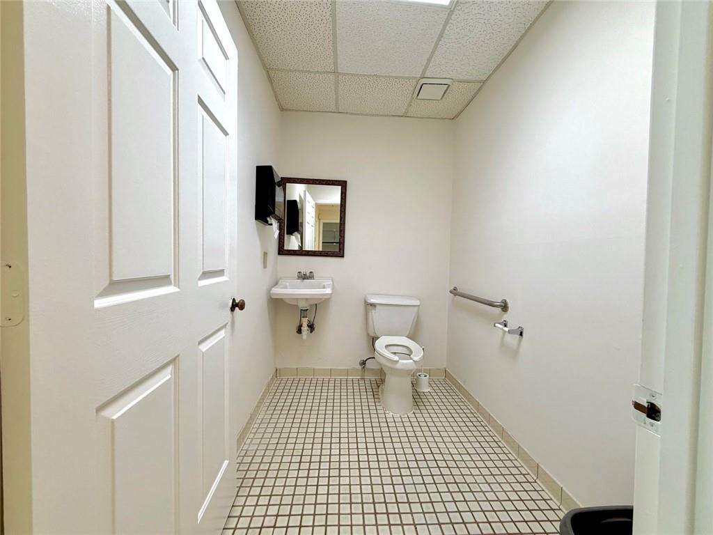 875 Old Roswell Road, Unit G300 Roswell, GA 30076 - Photo 23 of 31
