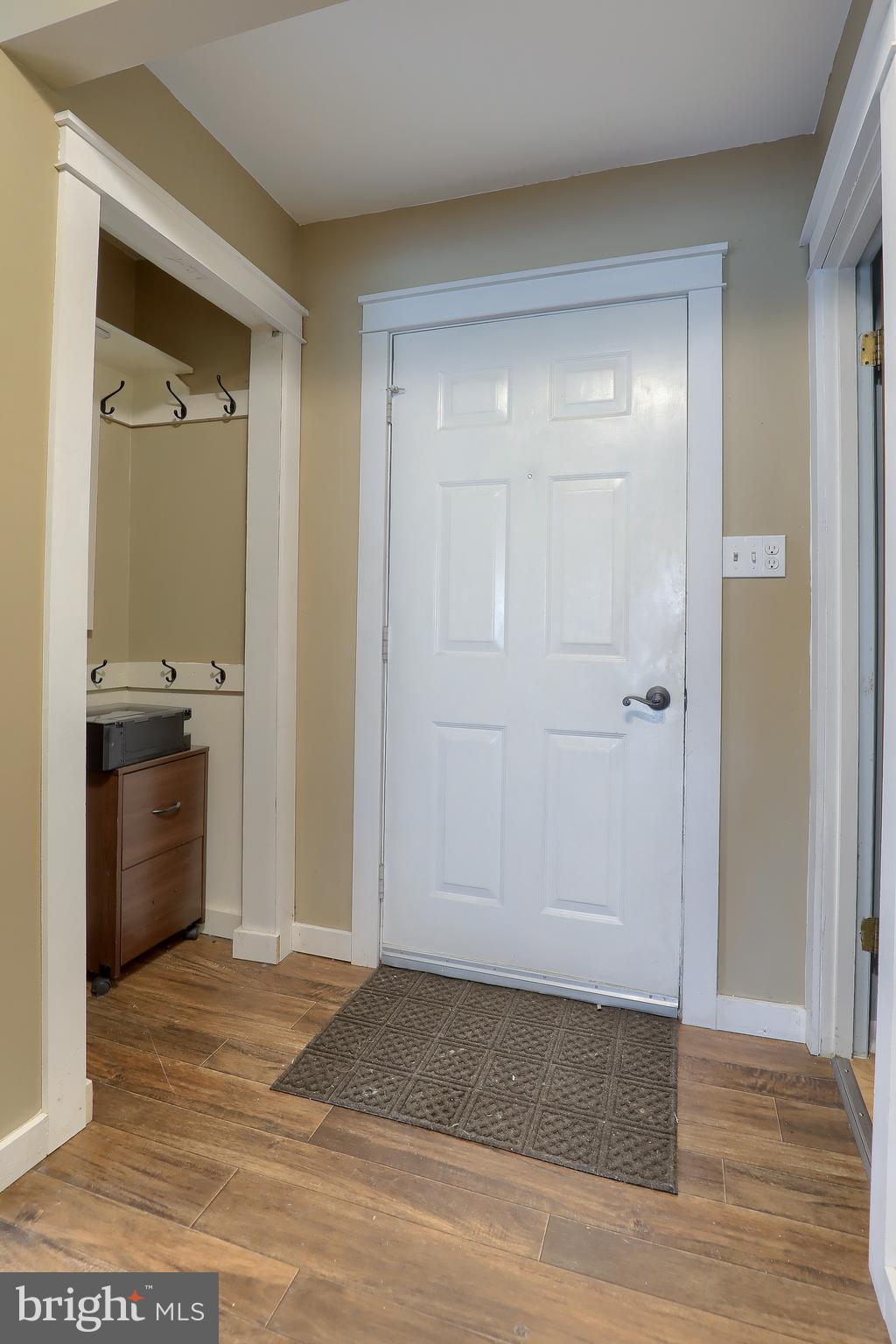 465 Crosswinds Drive Lititz, PA 17543 - Photo 9 of 30 a view of a bathroom from the hallway