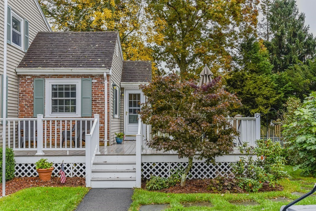 26 Cranmore Road Norwood, MA 02062 - Photo 3 of 41 Gallery Image 3