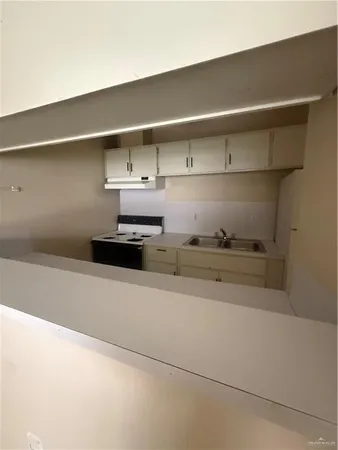 $650 | 118-120 Gastel Circle, Unit 12, Edinburg, TX 78539