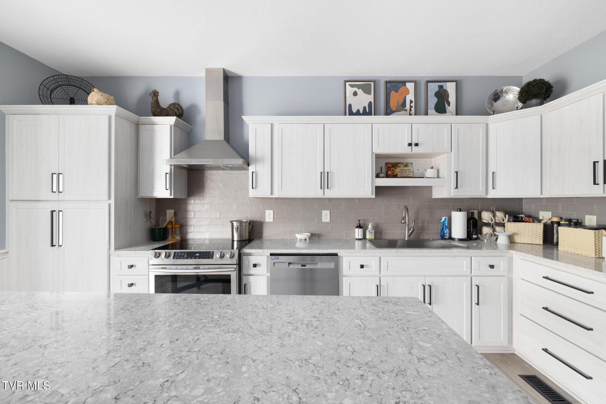 112 Barberry Road, Unit 40 Johnson City, TN 37604 - Photo 11 of 35 Kitchen