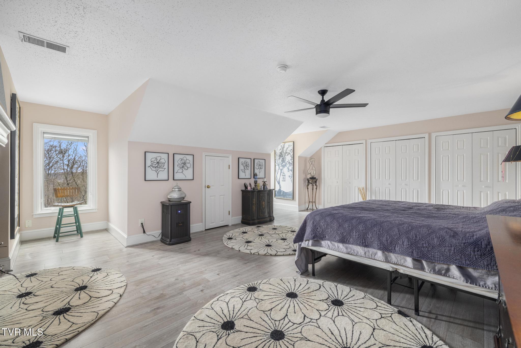 112 Barberry Road, Unit 40 Johnson City, TN 37604 - Photo 21 of 35 Primary bedroom