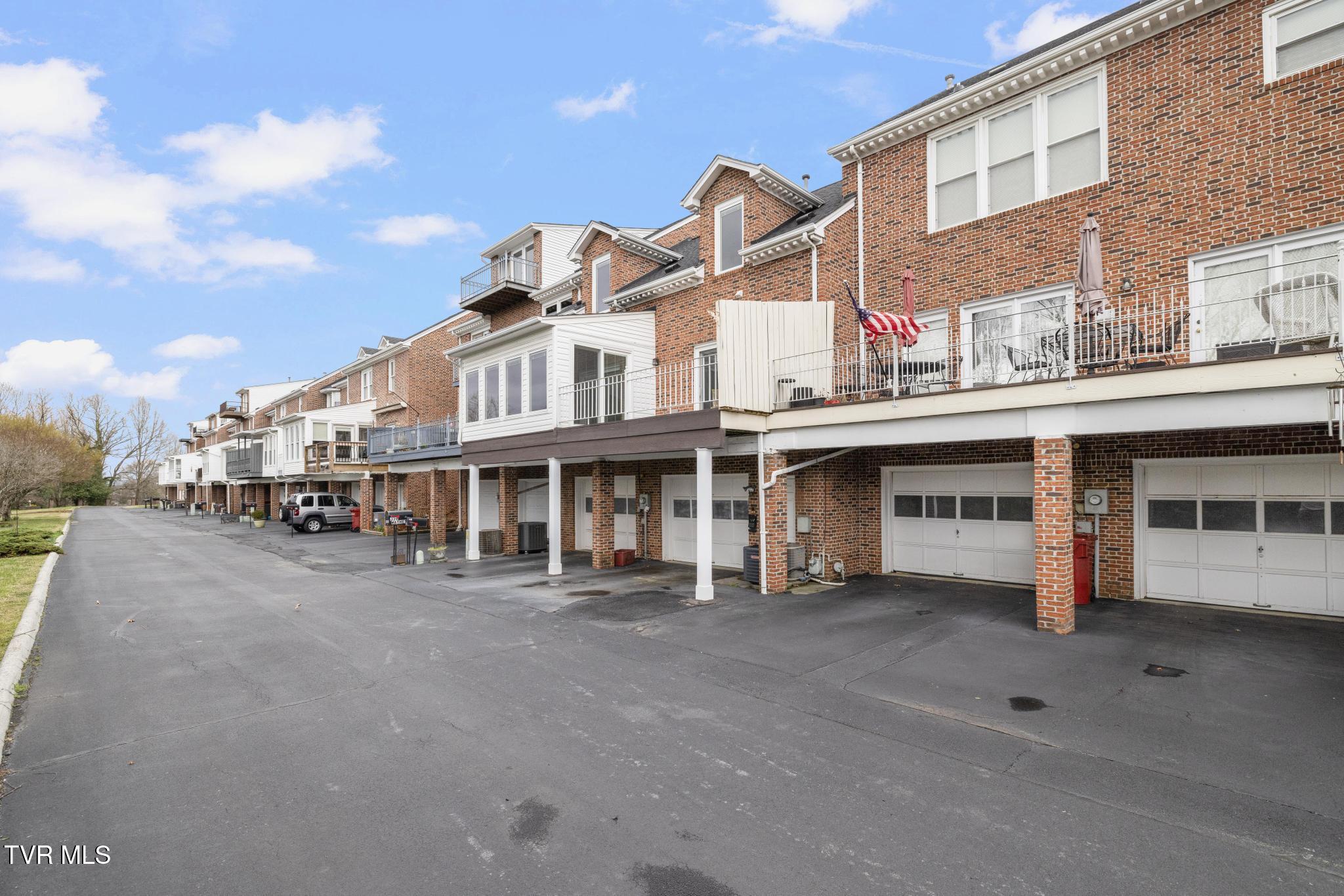 112 Barberry Road, Unit 40 Johnson City, TN 37604 - Photo 33 of 35 Back view of home