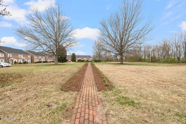 $449,800 | 112 Barberry Road, Unit 40, Johnson City, TN 37604