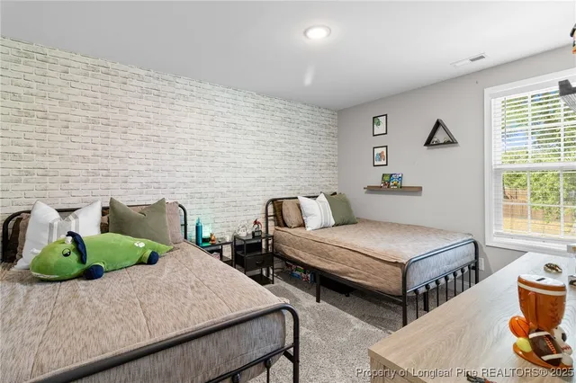 $2,300 | 101 East 6th Avenue, Raeford, NC 28376