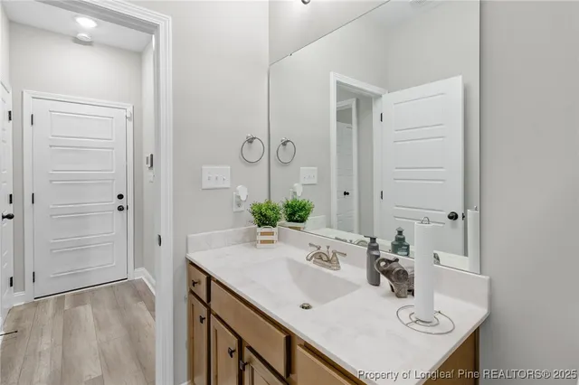 $2,300 | 101 East 6th Avenue, Raeford, NC 28376