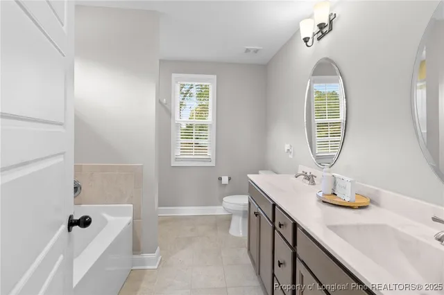 $2,300 | 101 East 6th Avenue, Raeford, NC 28376