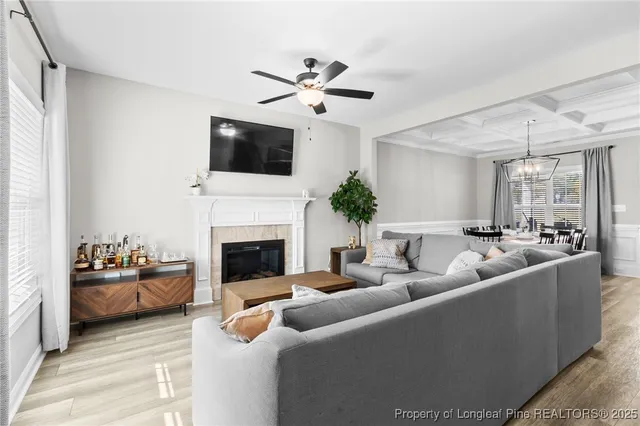 $2,300 | 101 East 6th Avenue, Raeford, NC 28376