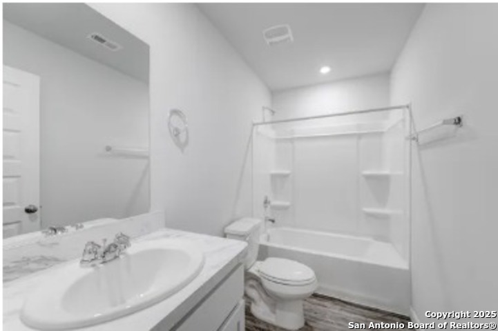 701 Cadena Loop Kenedy, TX 78119 - Photo 8 of 12