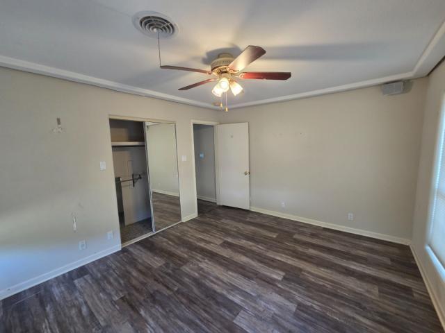 5728 Rockhill Road Fort Worth, TX 76112 - Photo 5 of 15 Gallery Image 5