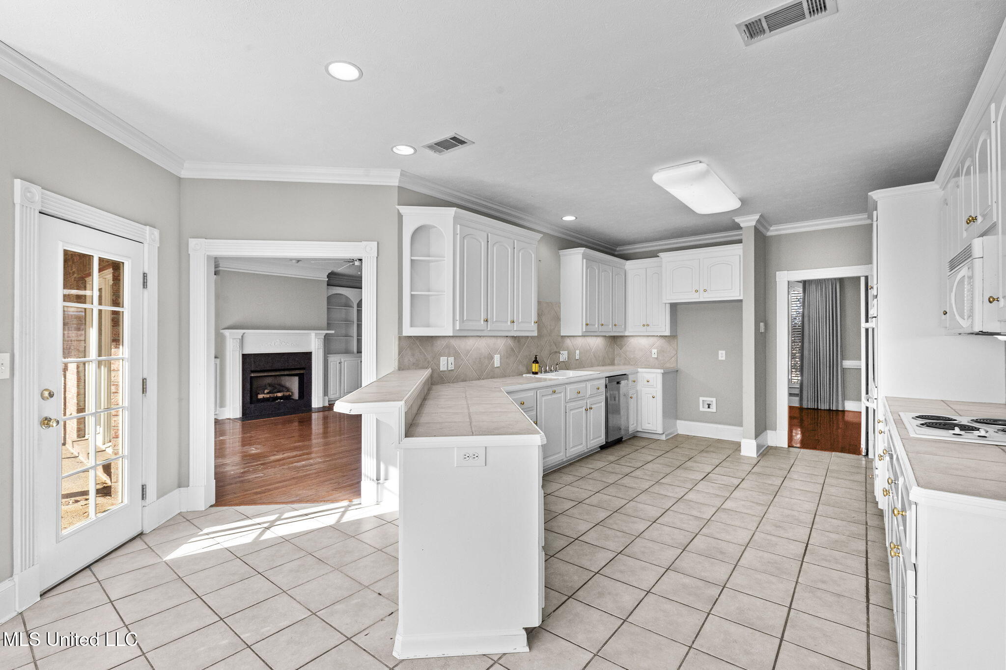 313 Colony Ridge Court Ridgeland, MS 39157 - Photo 12 of 56 19-web-or-mls-313 Colony Ridge-19