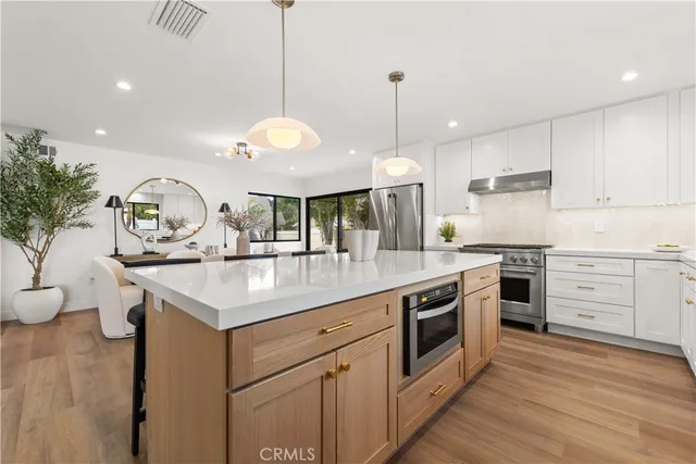 $1,849,000 | 3424 Summerset Circle, Costa Mesa, CA 92626