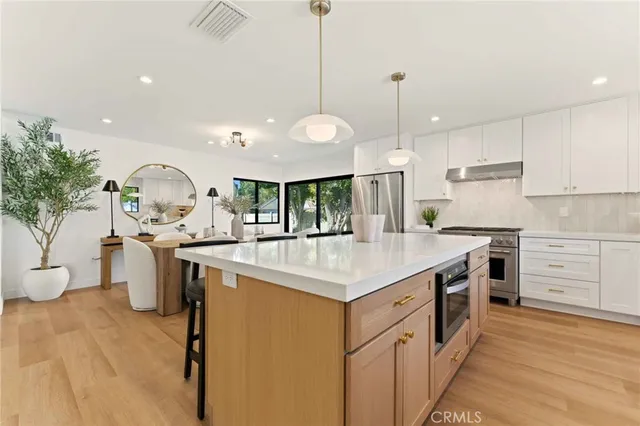 $1,849,000 | 3424 Summerset Circle, Costa Mesa, CA 92626