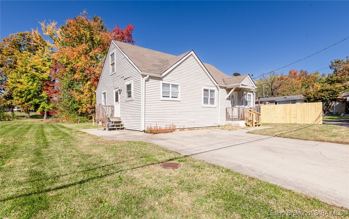 3941 Carver Street New Albany, IN 47150 - Photo 3 of 45