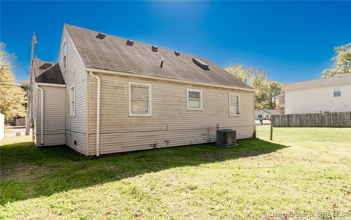 3941 Carver Street New Albany, IN 47150 - Photo 6 of 45