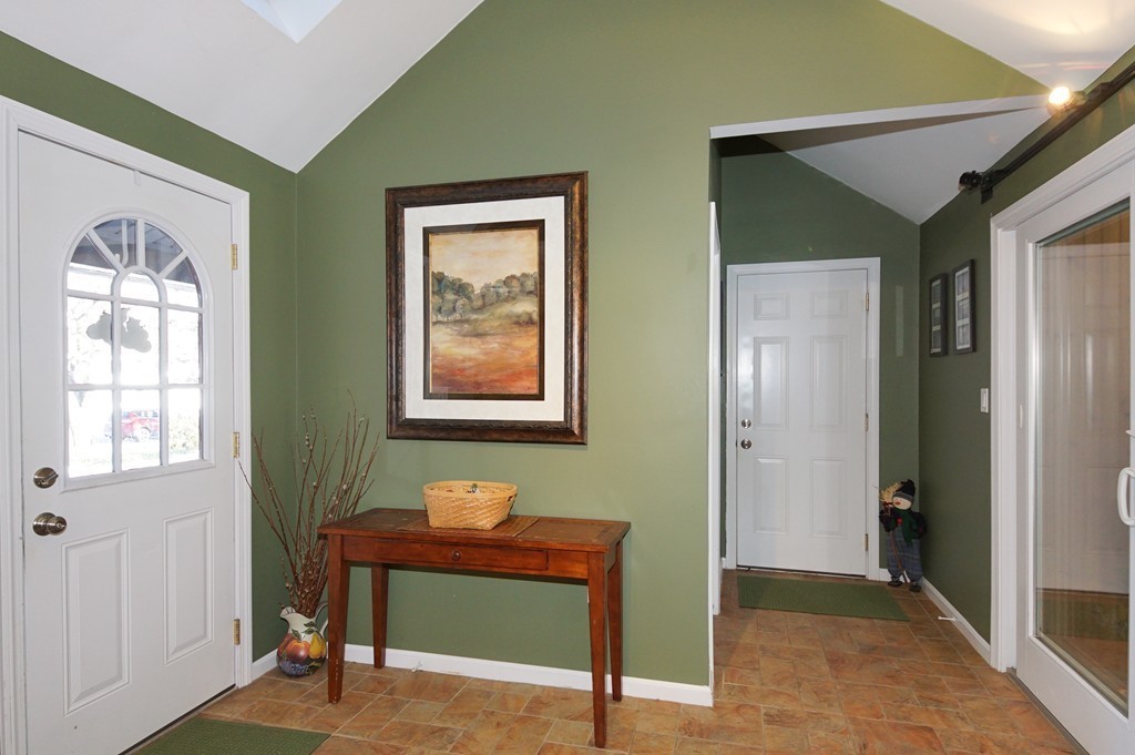 9 Longview Road Chelmsford, MA 01824 - Photo 15 of 28 Gallery Image 15