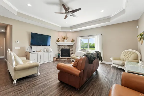 $425,000 | 17009 Hamptons Parkway, Woodburn, IN 46797