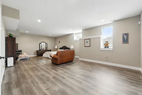 $425,000 | 17009 Hamptons Parkway, Woodburn, IN 46797