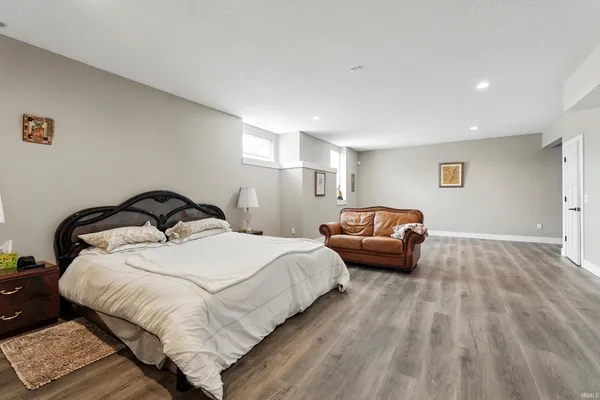 $425,000 | 17009 Hamptons Parkway, Woodburn, IN 46797