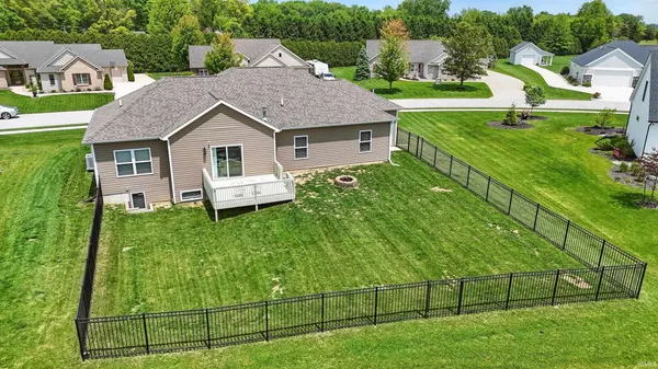 $425,000 | 17009 Hamptons Parkway, Woodburn, IN 46797