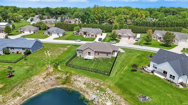 $425,000 | 17009 Hamptons Parkway, Woodburn, IN 46797