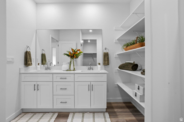 1624 South Staircase Way, Unit 4183 Washington, UT 84780 - Photo 8 of 47 White dual vanity with quartz countertop and undermount sinks