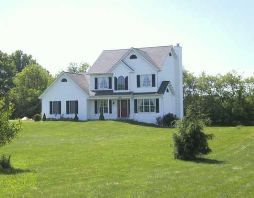 282 Hannahstown Road Cabot, PA 16023 - Photo 1 of 8 Exterior Front.