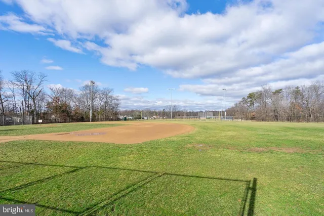 $4,500 | 13134 Madonna Lane, Fairfax, VA 22033