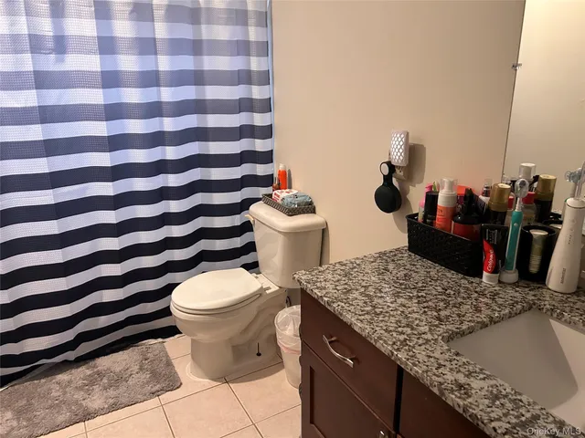 $579,000 | 194 East Parkview Drive, Shirley, NY 11967