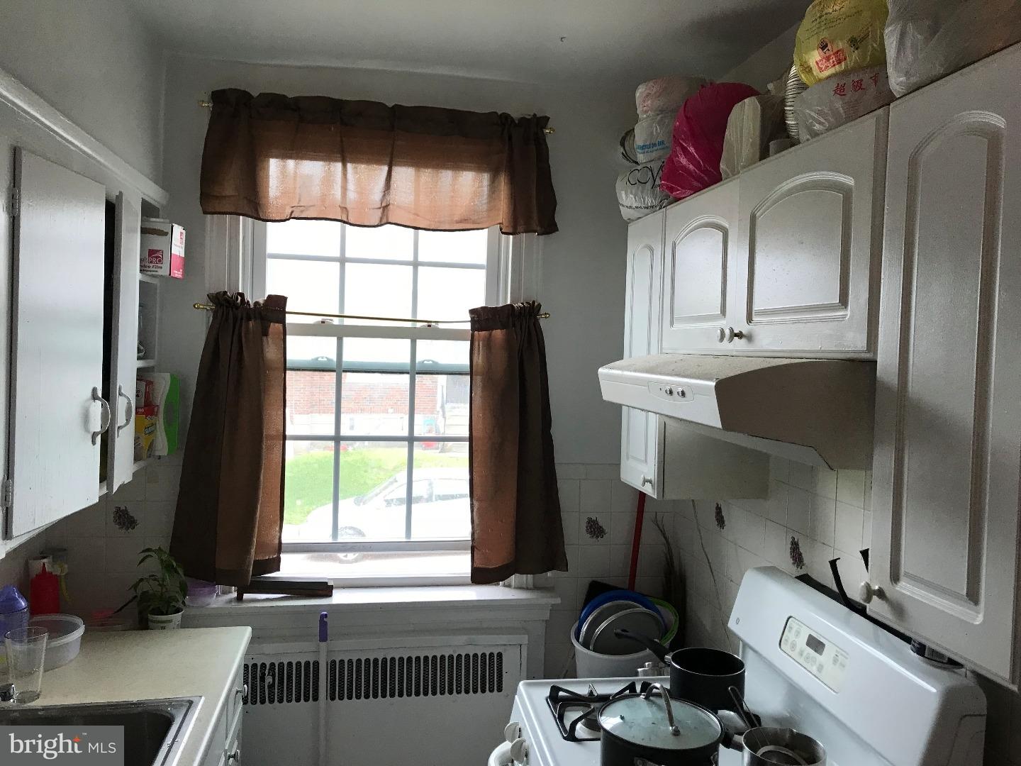 6271 Souder Street Philadelphia, PA 19149 - Photo 10 of 16 View