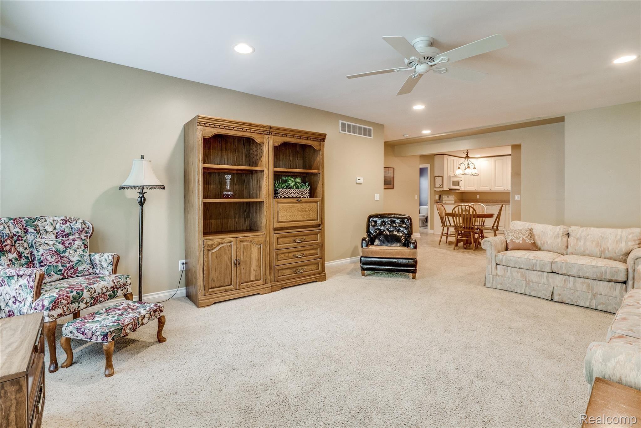 1179 Barneswood Lane Rochester, MI 48306 - Photo 26 of 32 In-law Suite Family Room