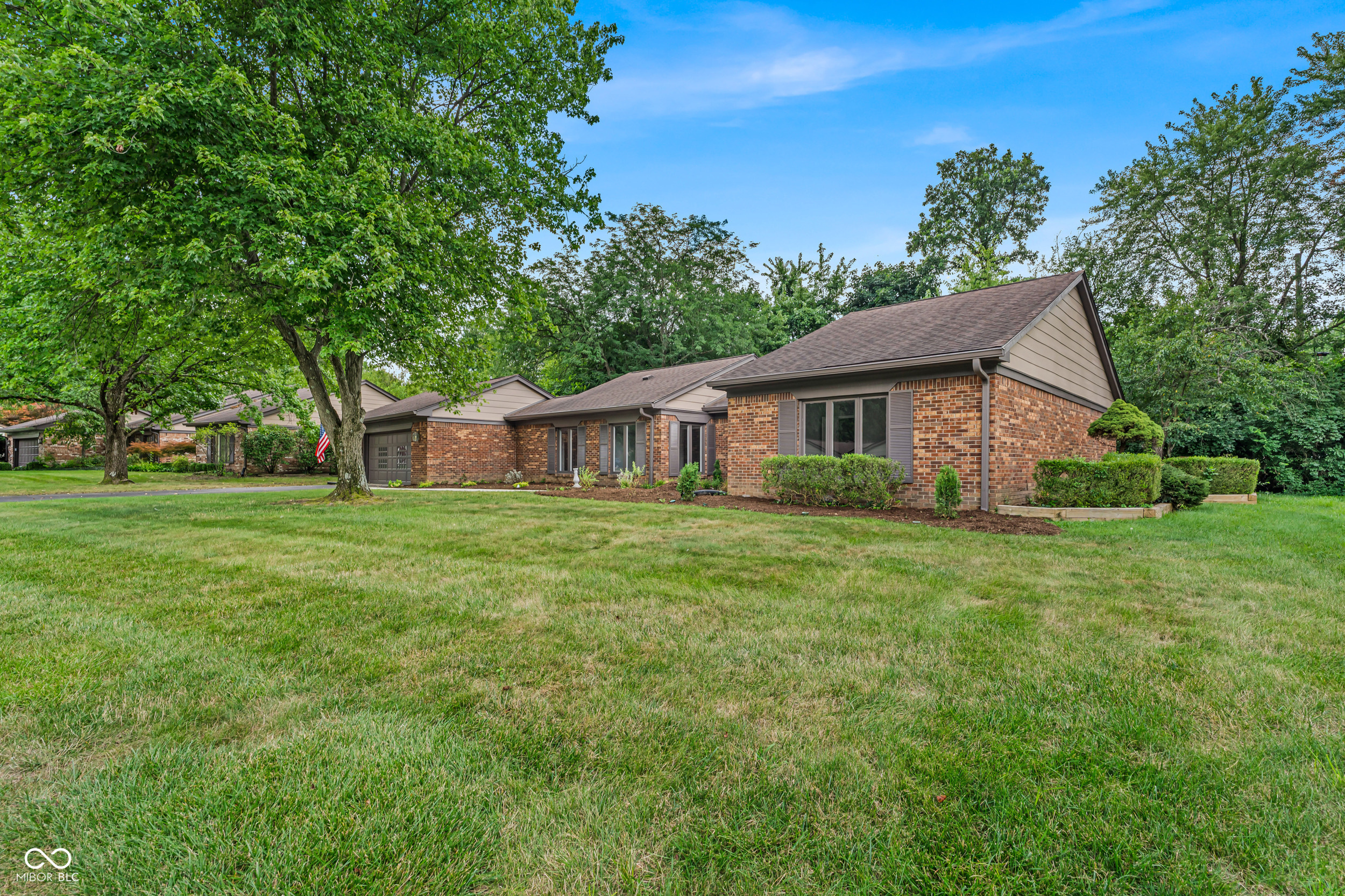 5201 Hawks Point Road Indianapolis, IN 46226 - Photo 3 of 32 Gallery Image 3