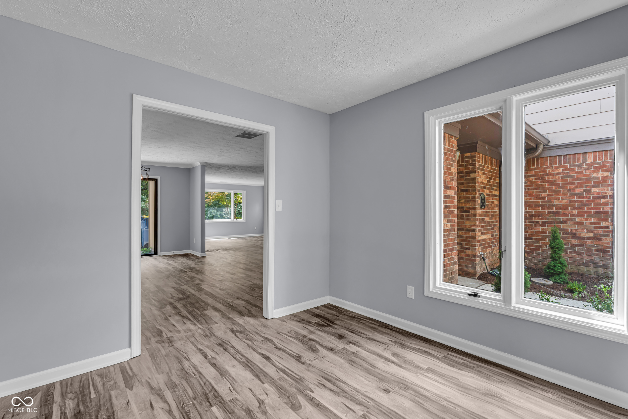 5201 Hawks Point Road Indianapolis, IN 46226 - Photo 8 of 32 Gallery Image 8