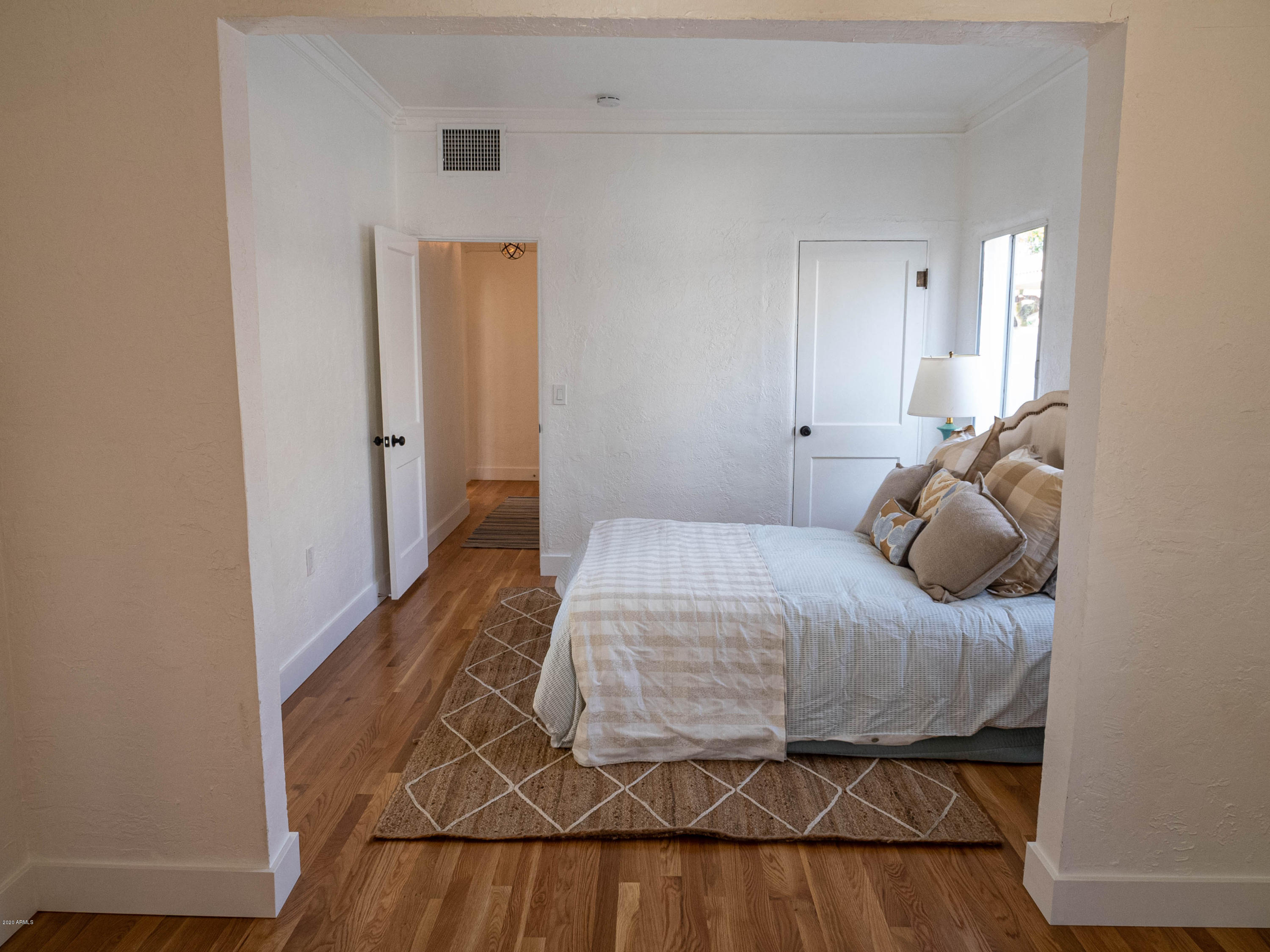 1516 East Almeria Road Phoenix, AZ 85006 - Photo 23 of 33 Almeria-50