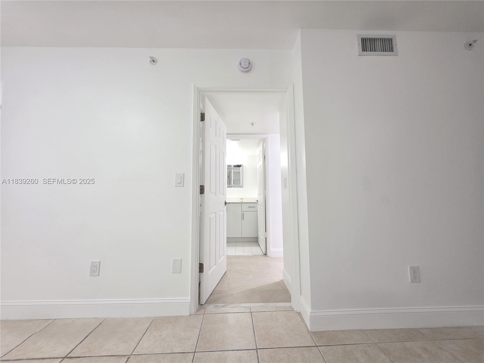 2620 South University Drive, Unit 111 Davie, FL 33328 - Photo 19 of 49