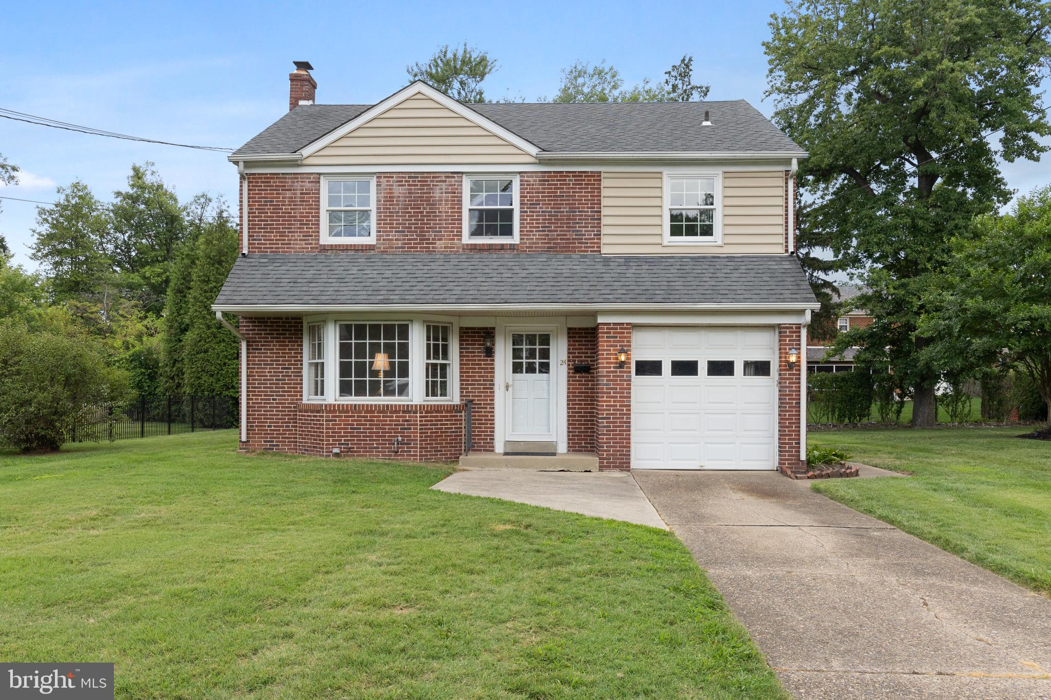 24 Kent Road Cherry Hill, NJ 08002 - Photo 1 of 33