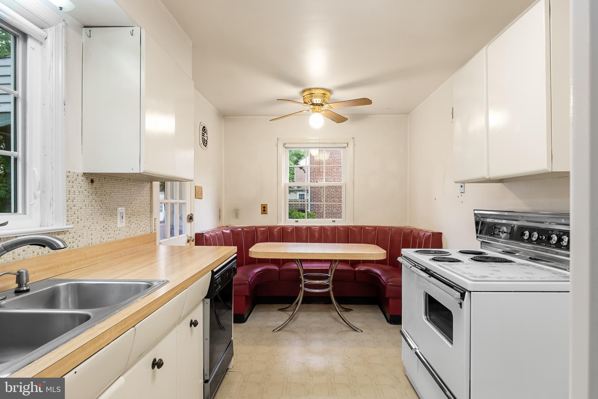 24 Kent Road Cherry Hill, NJ 08002 - Photo 12 of 33