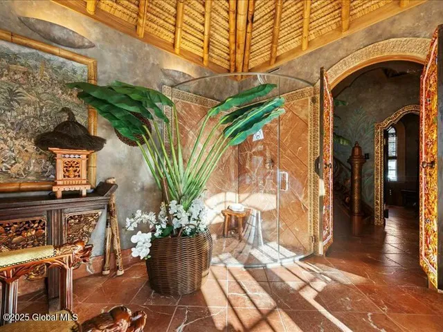 $24,900,000 | 637 North Broadway, Saratoga Springs, NY 12866