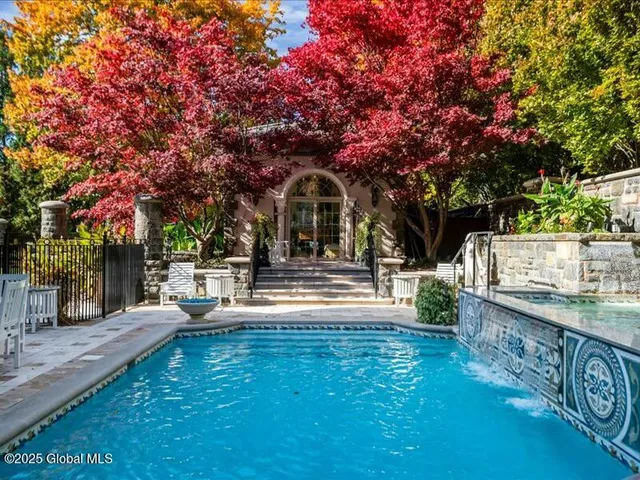 $24,900,000 | 637 North Broadway, Saratoga Springs, NY 12866