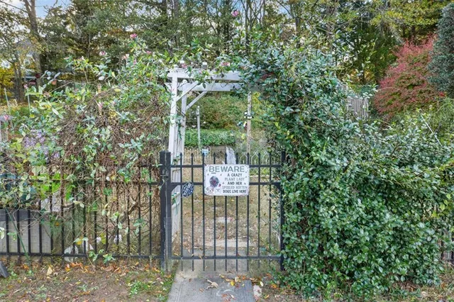 $460,000 | 711 Ashley Wilkes Way, Loganville, GA 30052