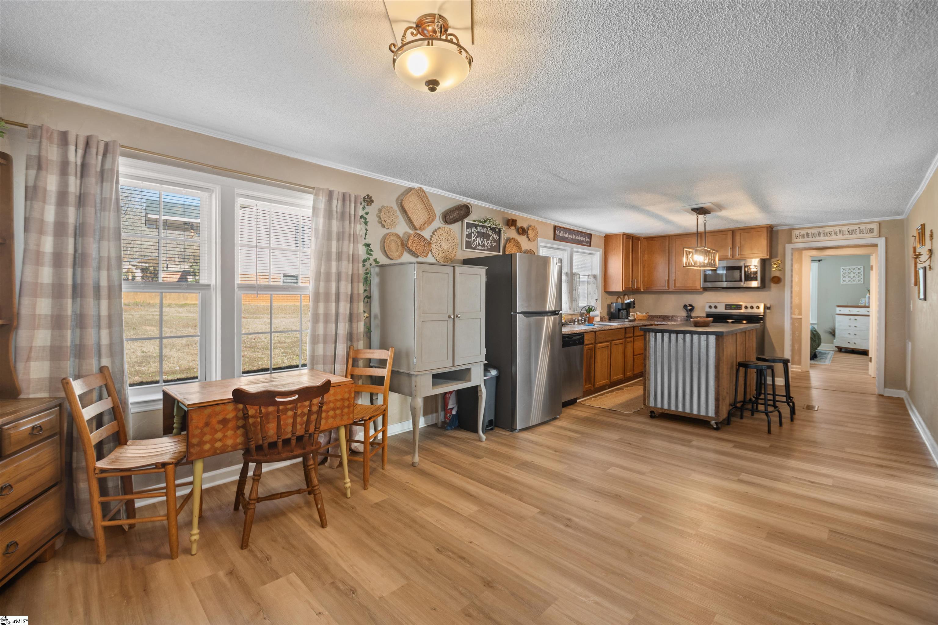 109 Pace Street Easley, SC 29640 - Photo 13 of 28