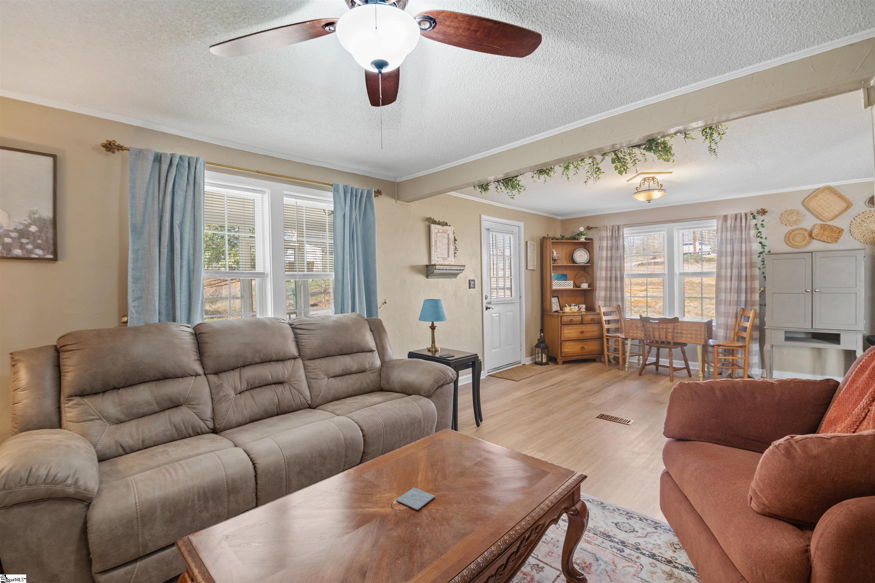 109 Pace Street Easley, SC 29640 - Photo 2 of 28