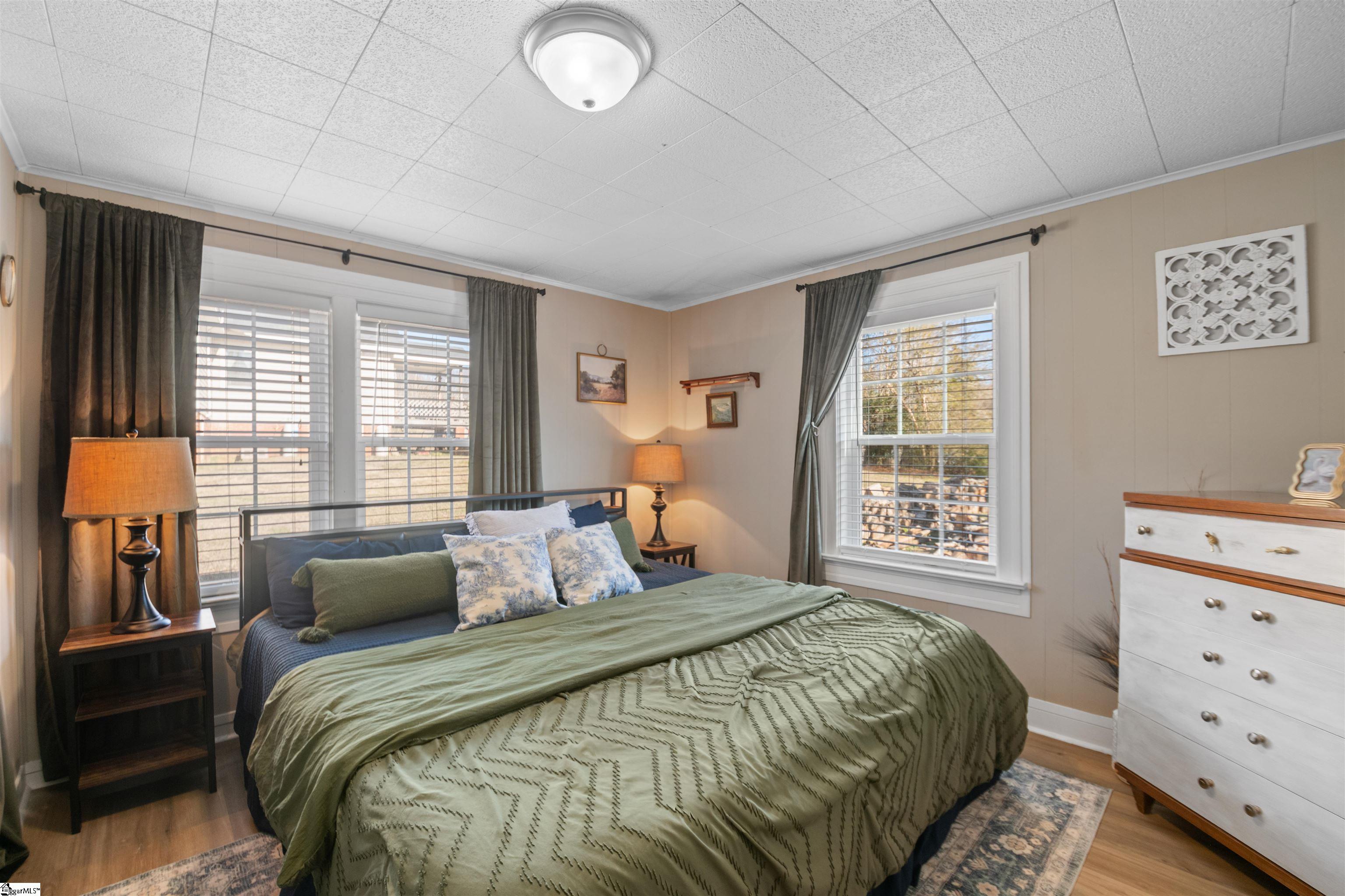 109 Pace Street Easley, SC 29640 - Photo 4 of 28