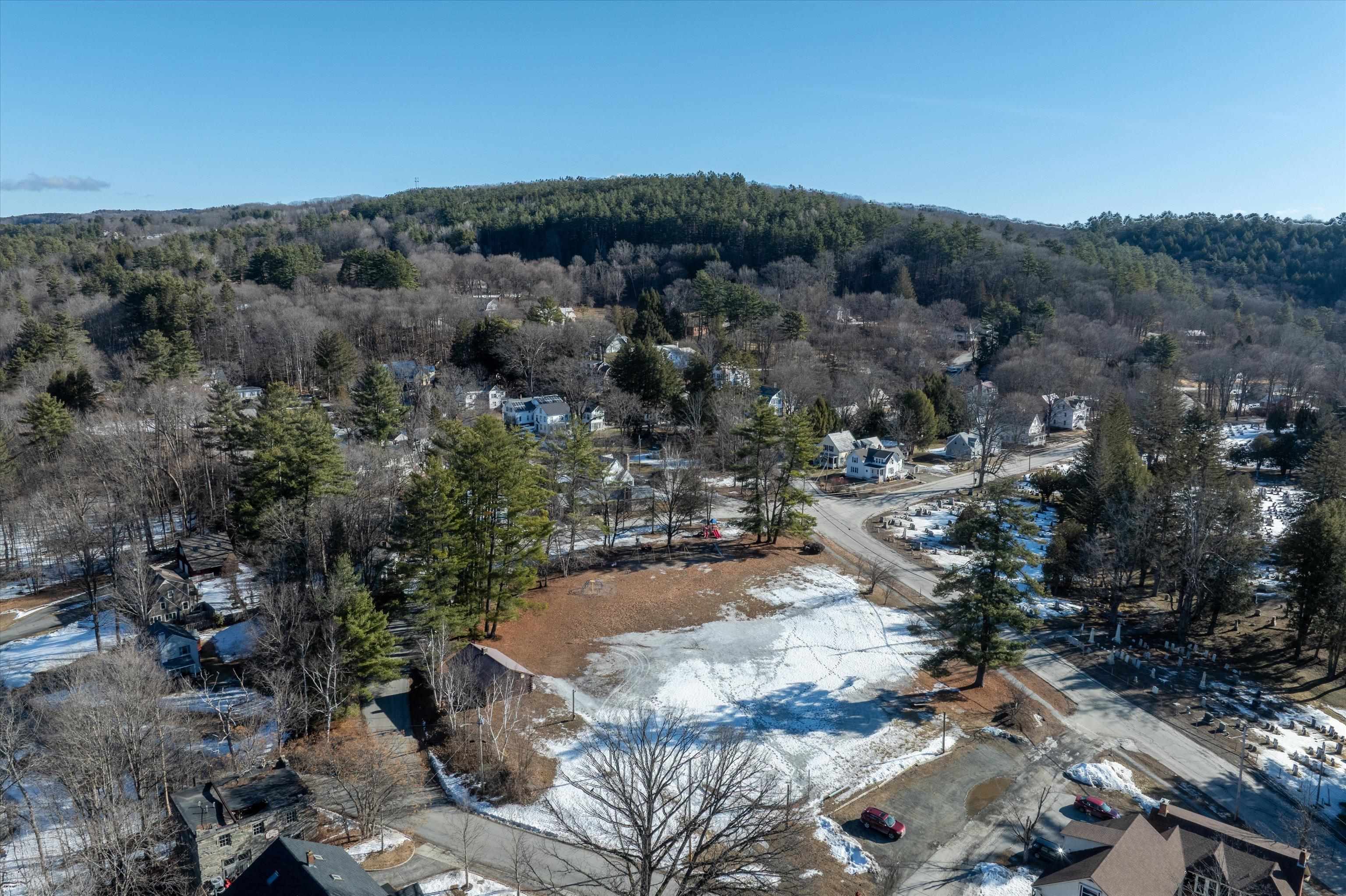 29 Summer Hl Street Springfield, VT 05156 - Photo 15 of 59