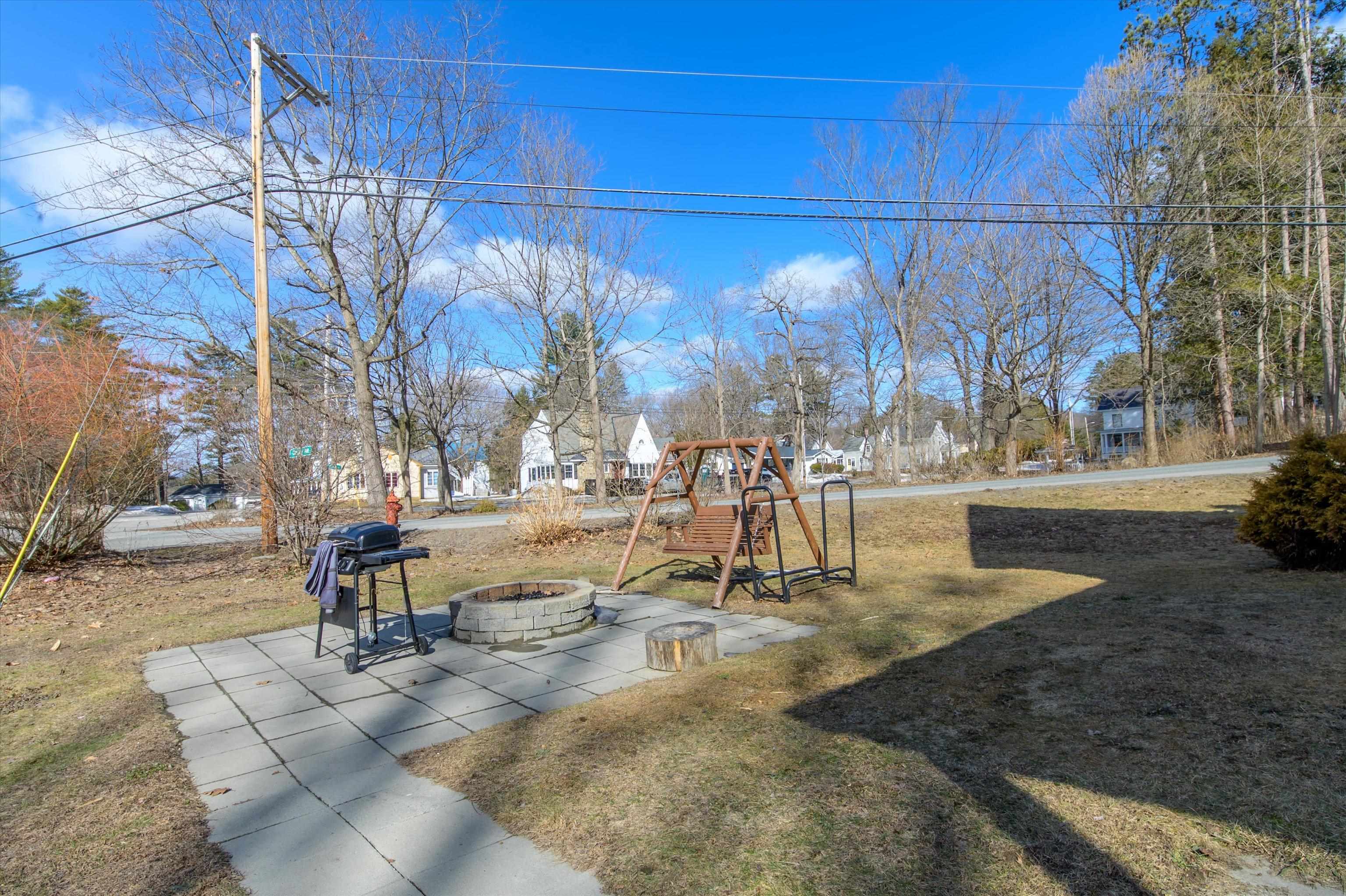 29 Summer Hl Street Springfield, VT 05156 - Photo 5 of 59